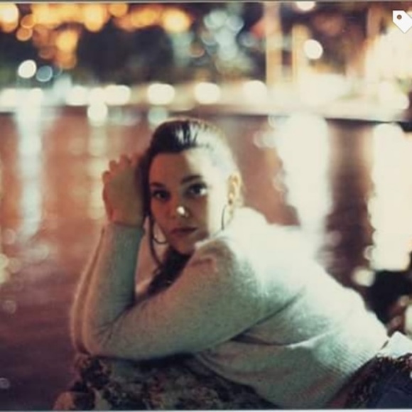 Meet your Posher, Damia Rassam - Picture 2 of 2